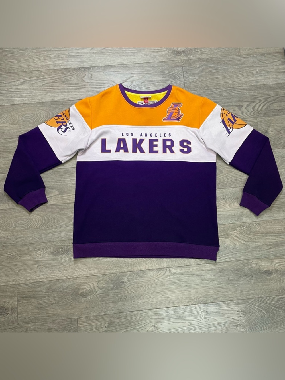 NBA Mitchell & Ness LA Lakers Sweatshirt XXL Fits Like XL Hardwood Classics Top